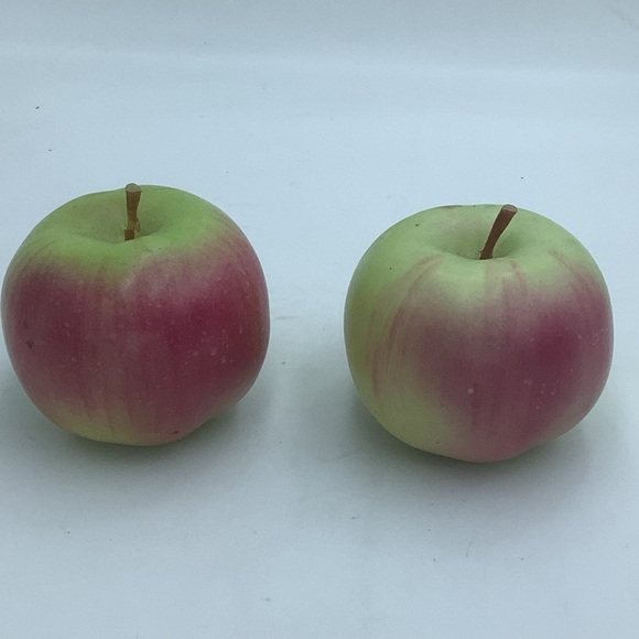 Eleven Assorted Faux Fruits - Picture 14 of 16